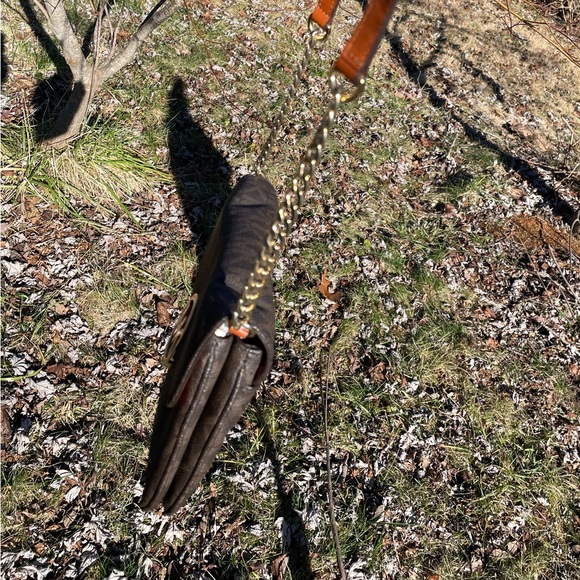 Michael Kors Monogram Crossbody Chain - Picture 4 of 14